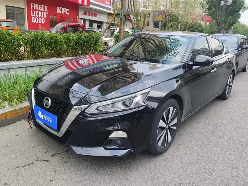 Nissan Teana