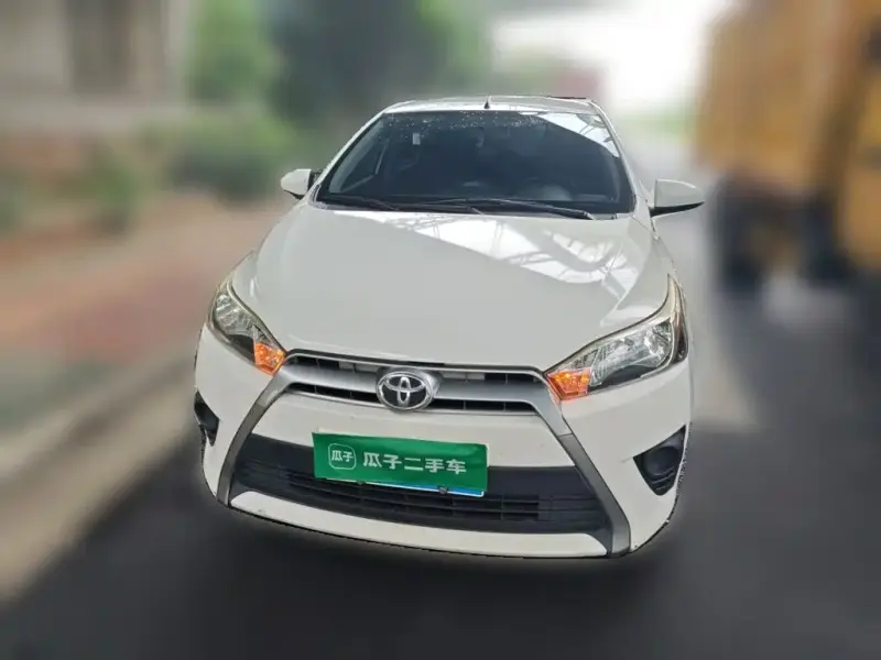 Toyota Yaris L