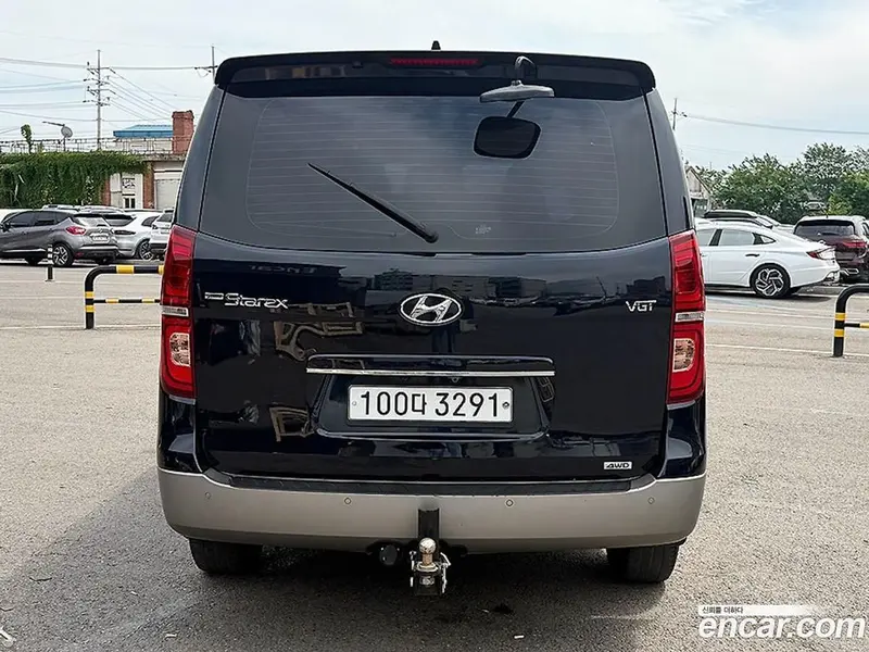 Hyundai H-1 (Starex)