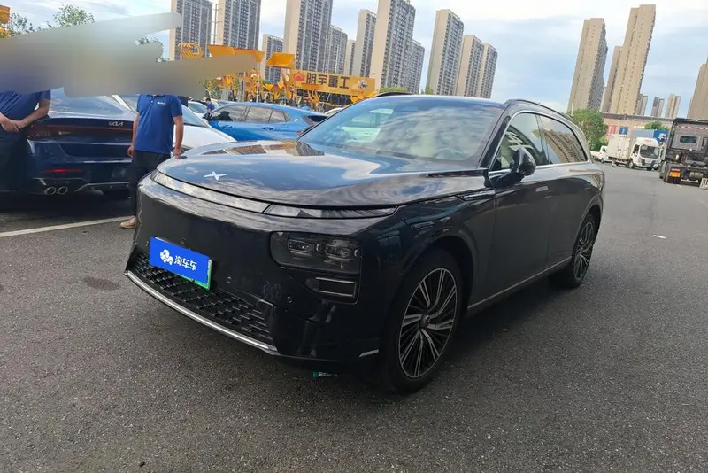 XPeng G9