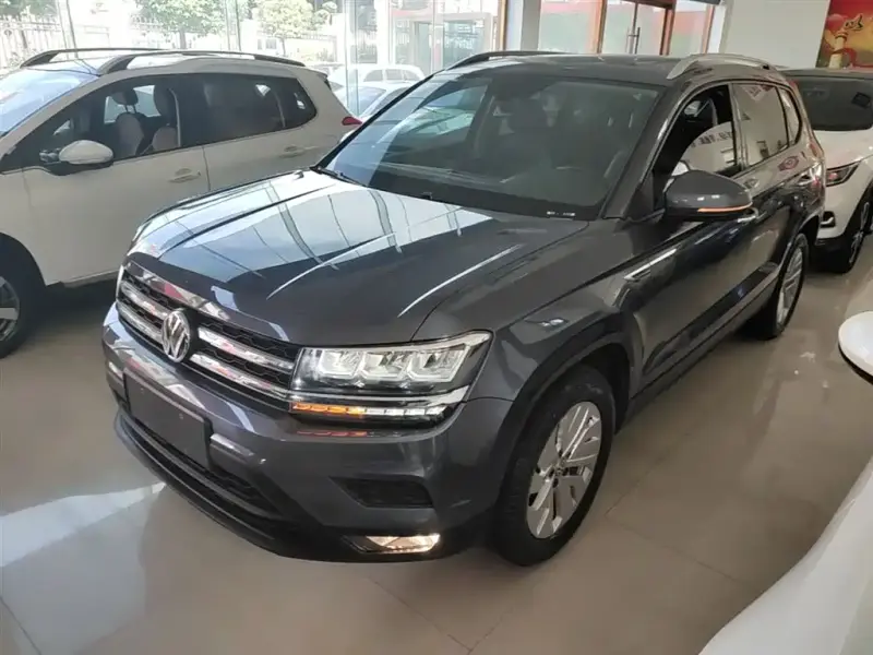 Volkswagen Tharu