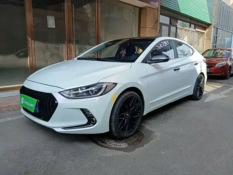 Hyundai Elantra