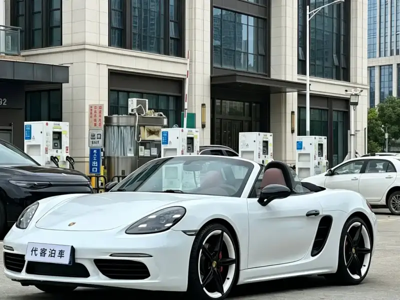 Porsche 718