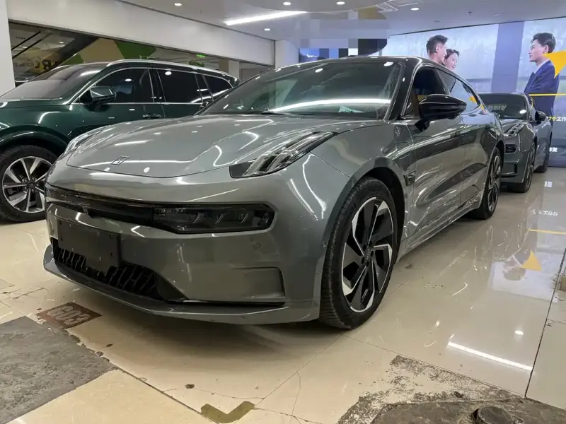 Zeekr 001