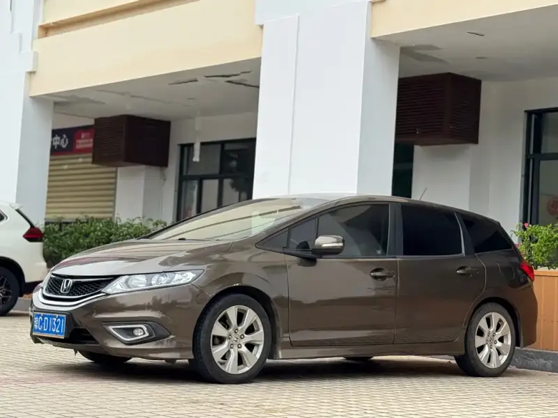 Honda Jade