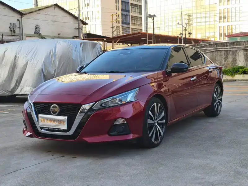 Nissan Teana