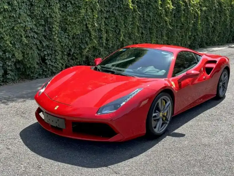 Ferrari 488
