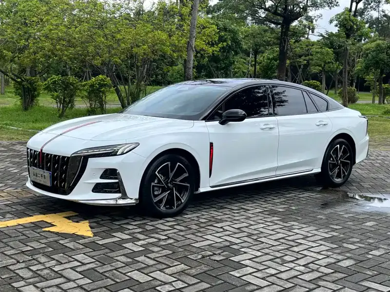 Hongqi H6