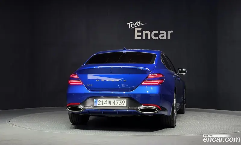 Genesis G70