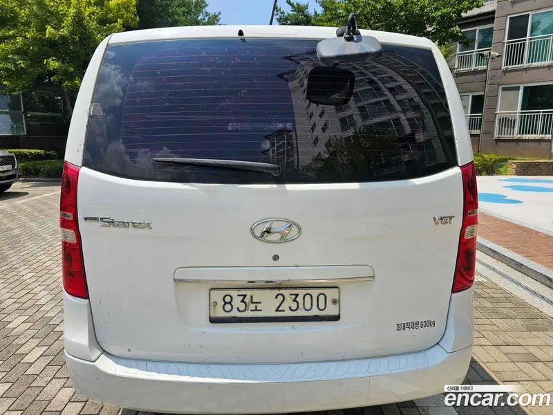 Hyundai H-1