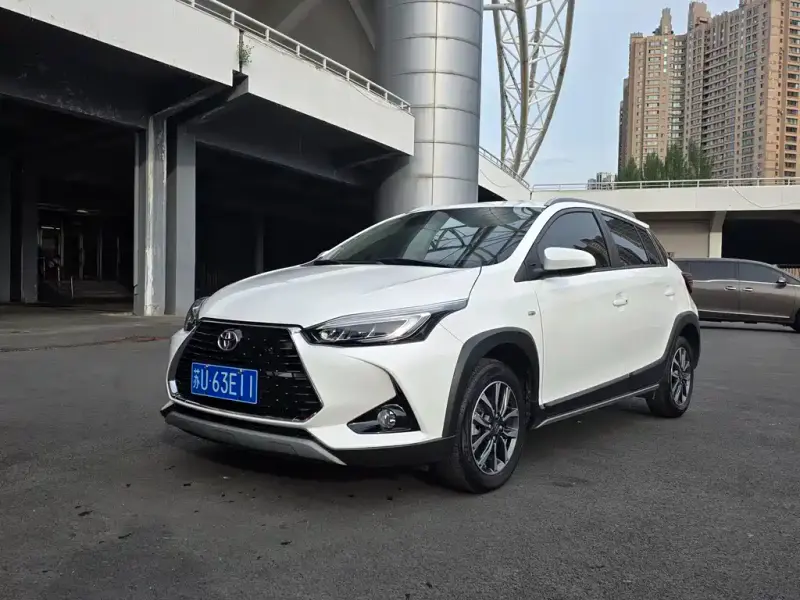 Toyota Yaris L