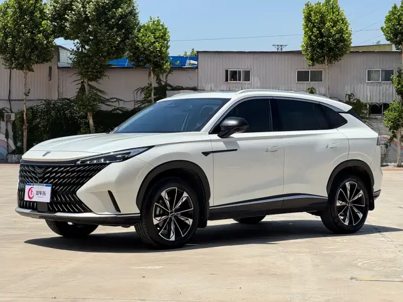 Roewe MG HS (RX5)