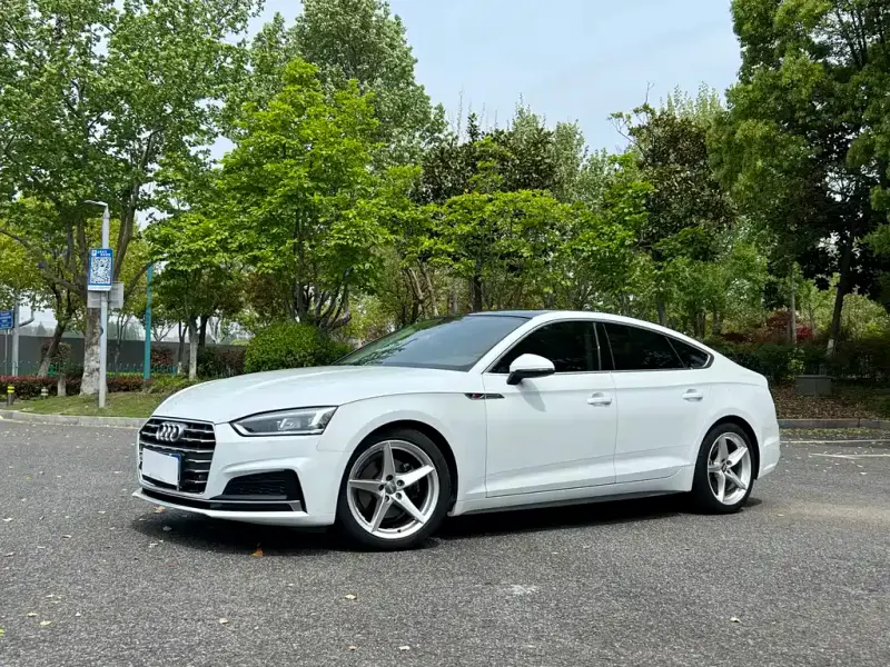Audi A5 (Import)