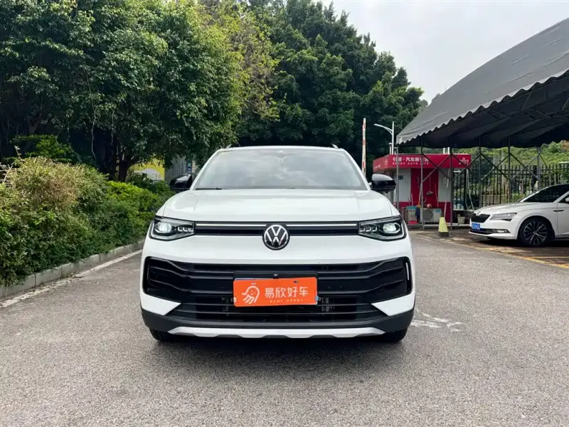 Volkswagen Tharu