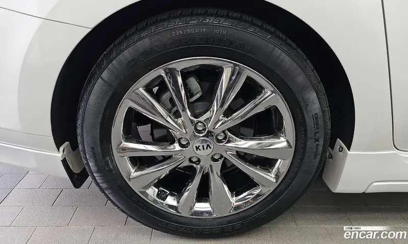 Kia Carnival (Canival)