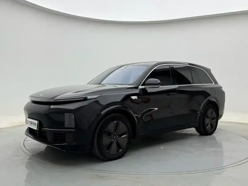 Li Auto L8