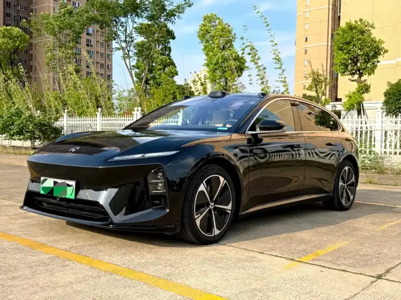 NIO ET5T