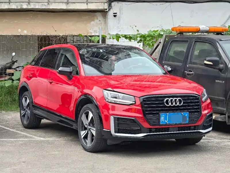 Audi Q2L