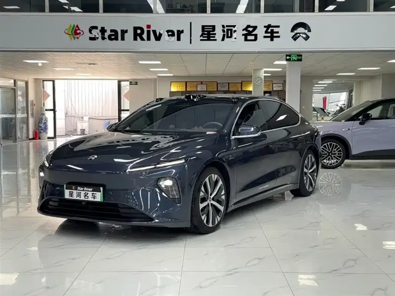 NIO ET7