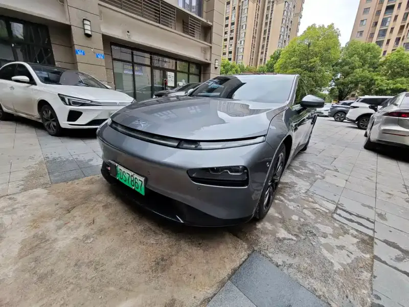 XPeng P7