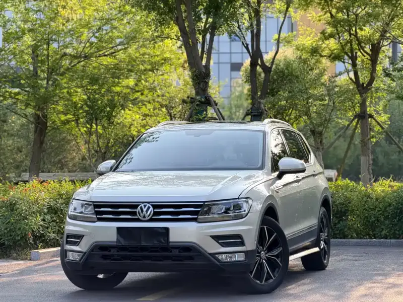 Volkswagen Tiguan L