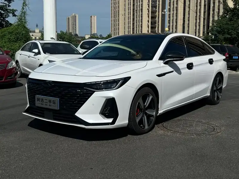 Chery Arrizo 8