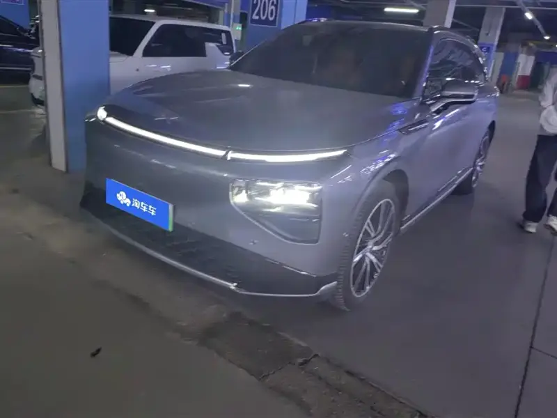XPeng G9