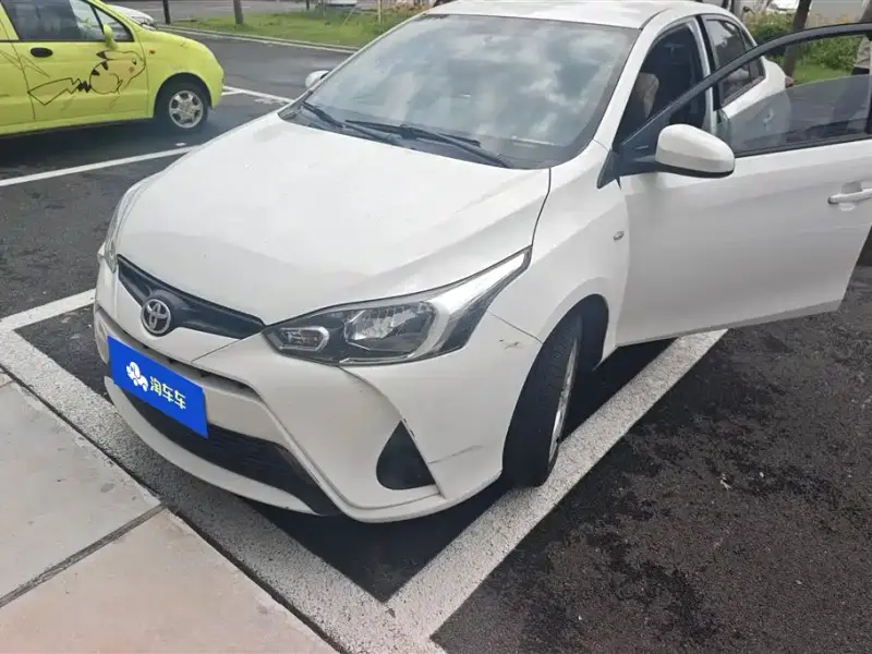 Toyota Yaris L