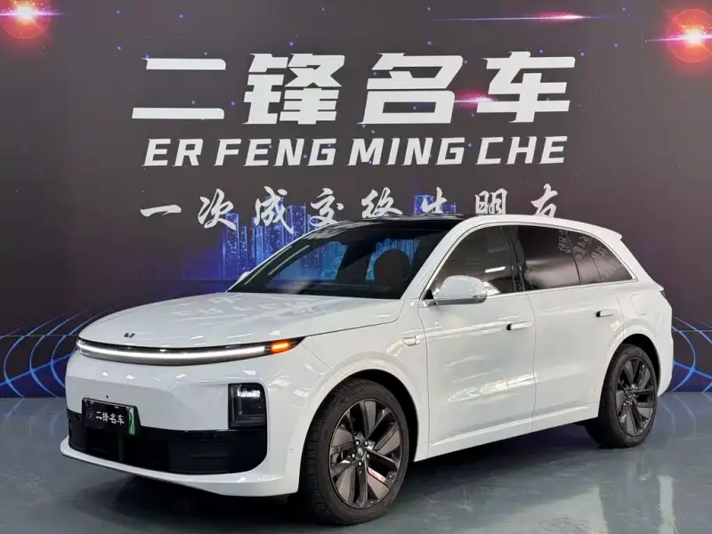 Li Auto L6