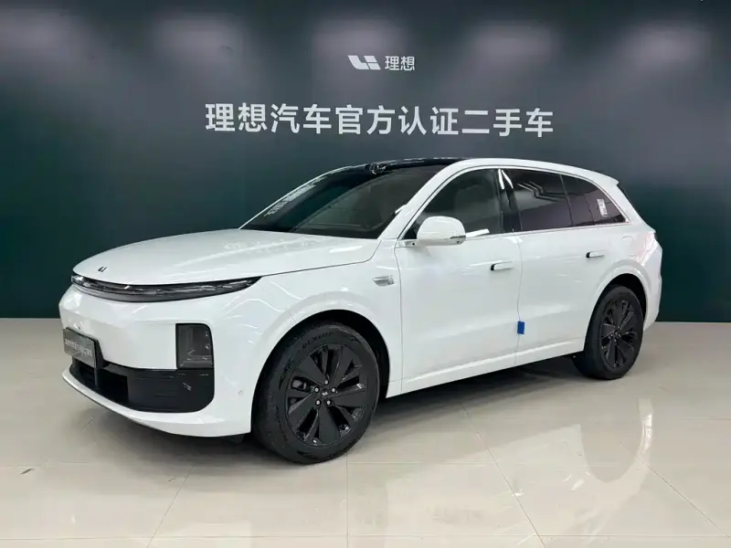 Li Auto L6