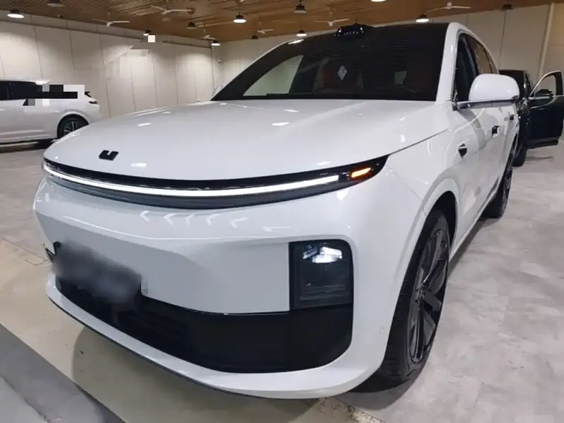 Li Auto L6