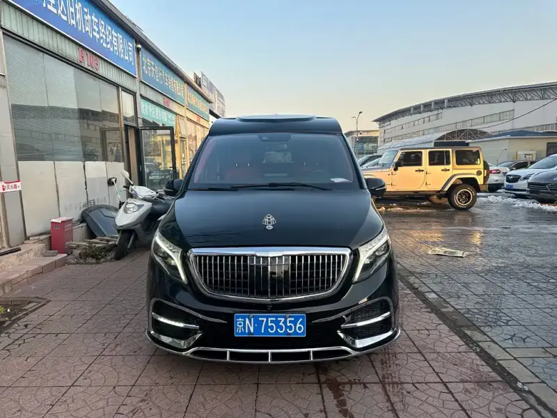 Mercedes-Benz V-Class