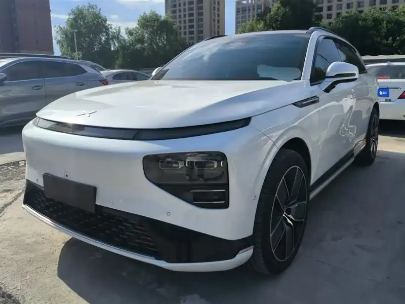 XPeng G9