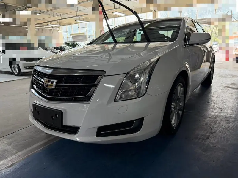 Cadillac XTS