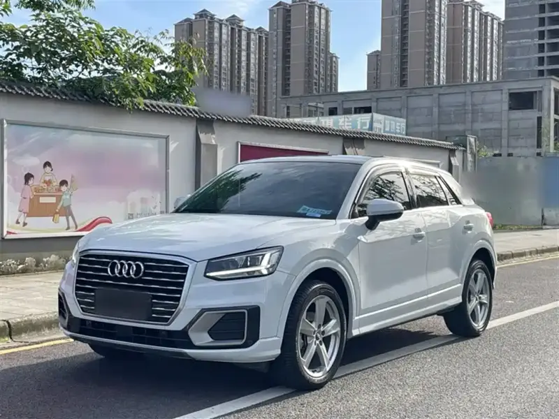 Audi Q2L