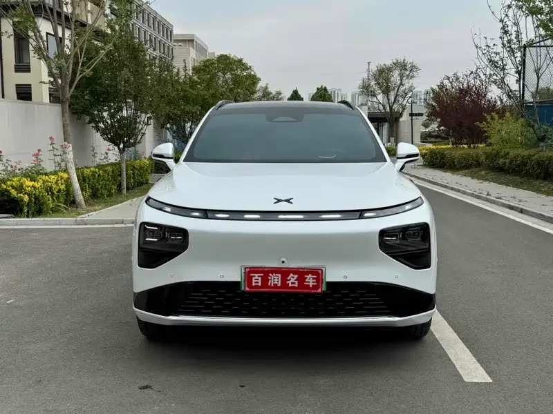 XPeng G9