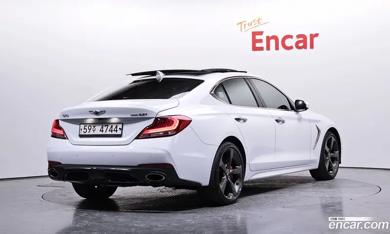Genesis G70