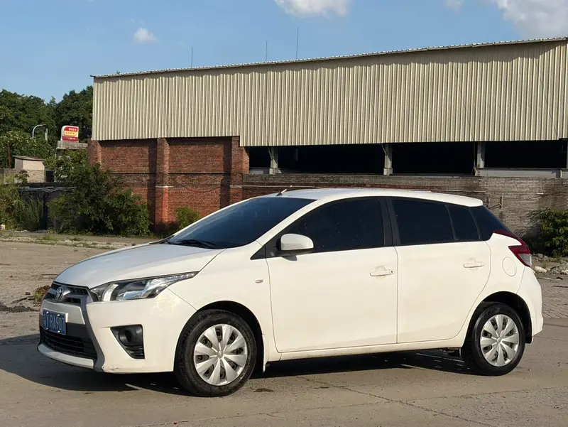 Toyota Yaris L