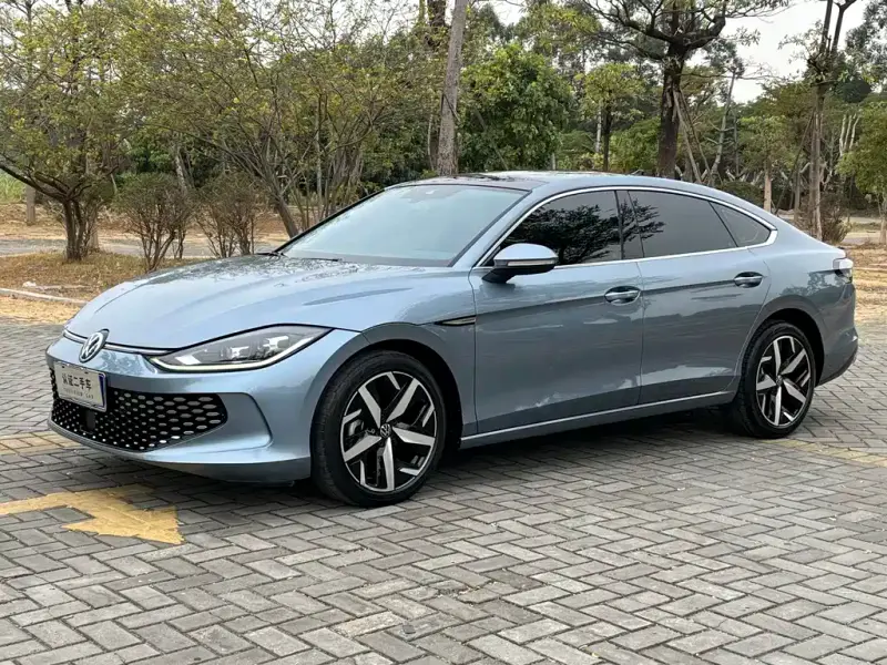 Volkswagen Lamando