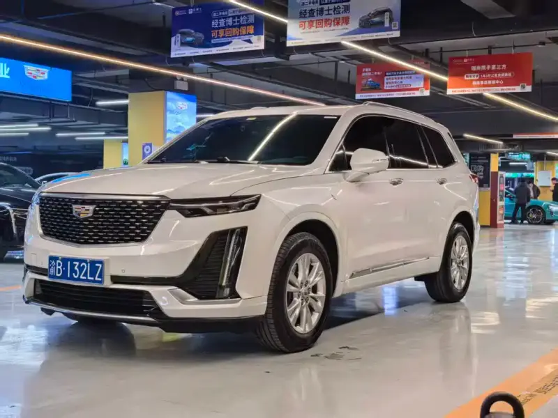 Cadillac XT6