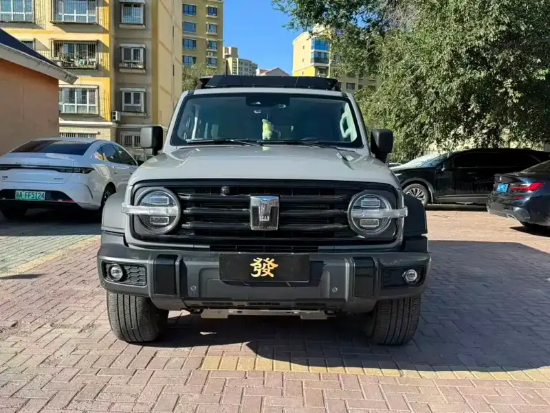 Tank 300
