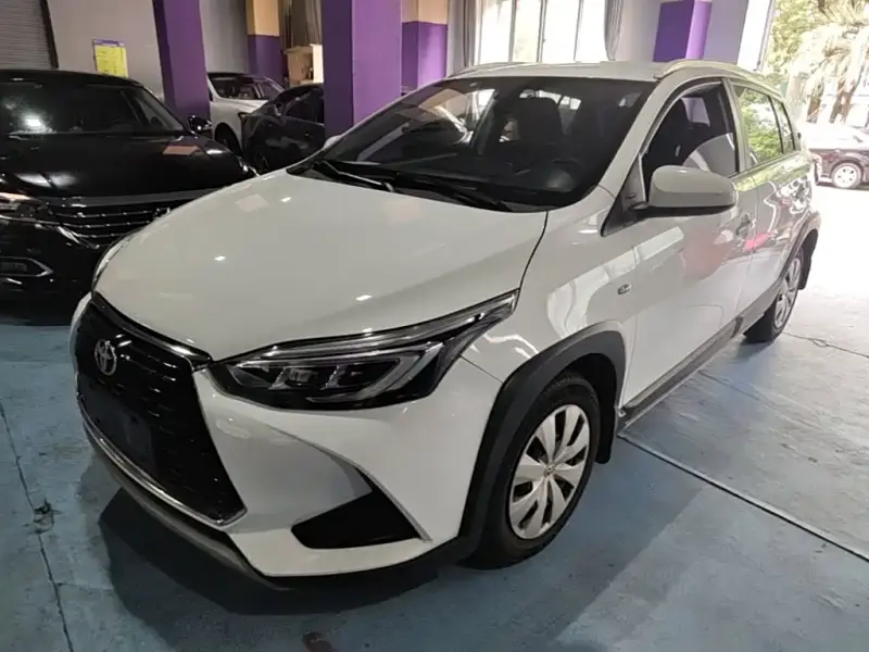 Toyota Yaris L