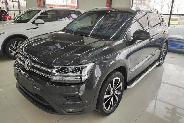 Volkswagen Tharu