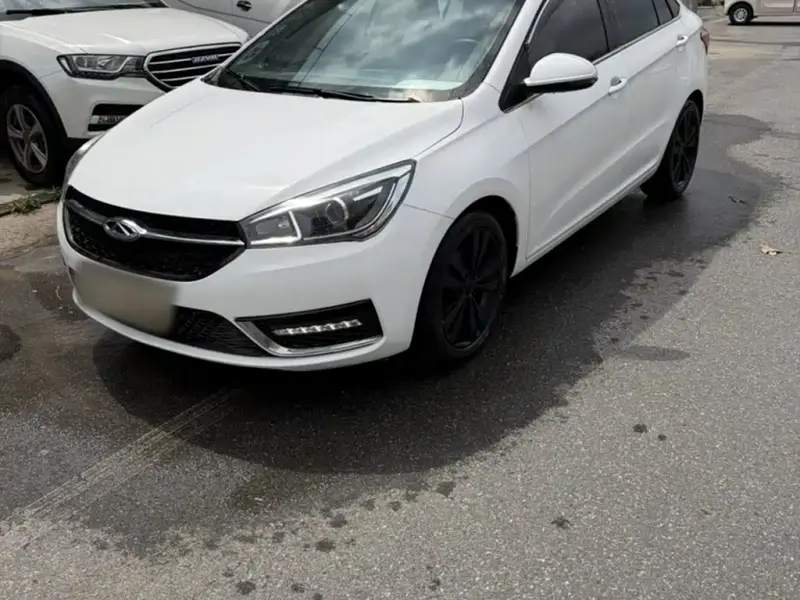 Chery Arrizo 5