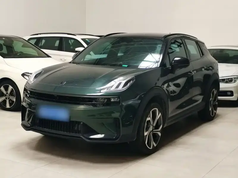 Lynk & Co 06