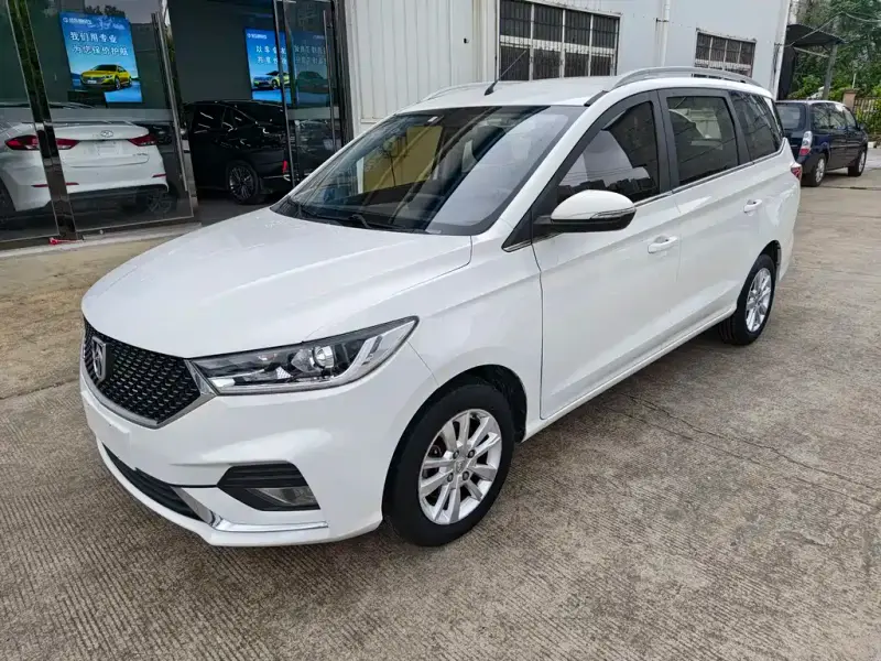 Baojun 360