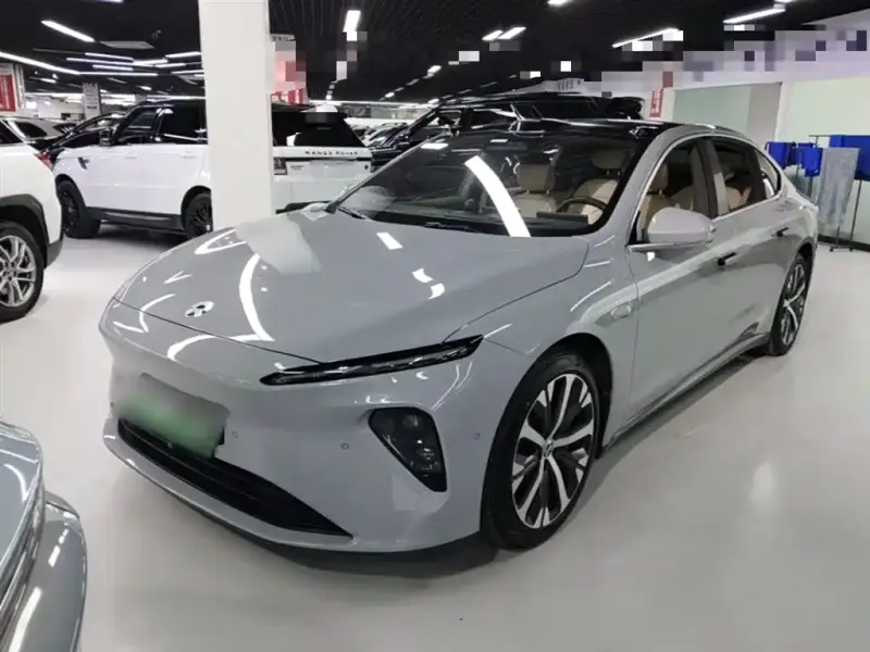 NIO ET7