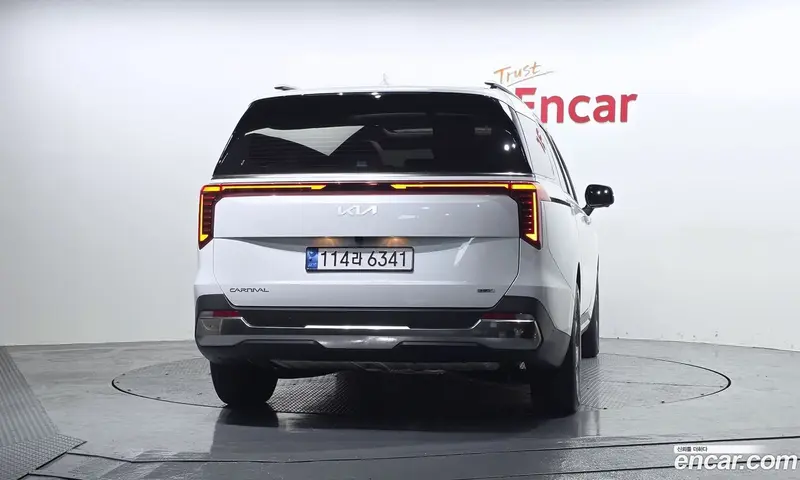 Kia Carnival (Canival)