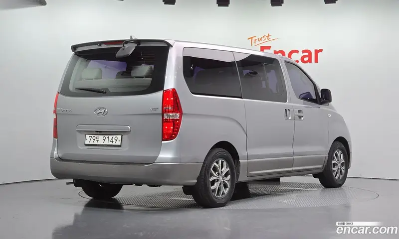Hyundai H-1