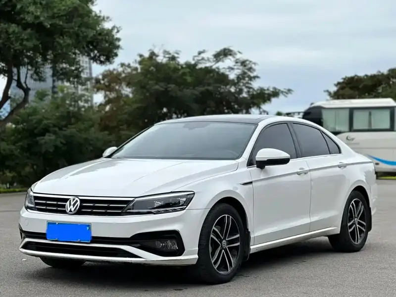 Volkswagen Lamando